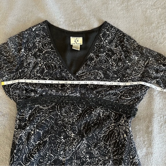 Vintage 100% Silk 90s Sheer Black and White Lace Blouse Top with Bell Sleeves - Picture 8 of 10